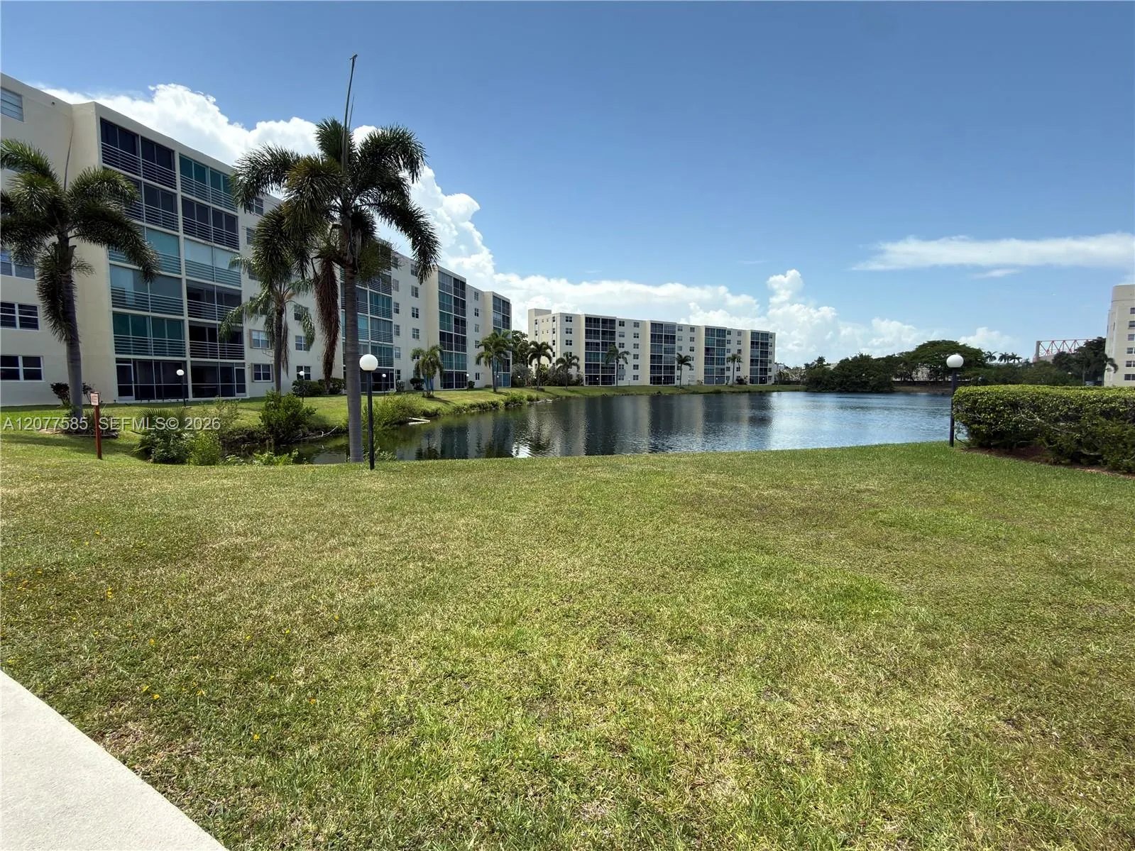 En Renta 141 SE 3rd Avenue 106, Dania Beach, FL 33004, Dania Beach, FL 33004