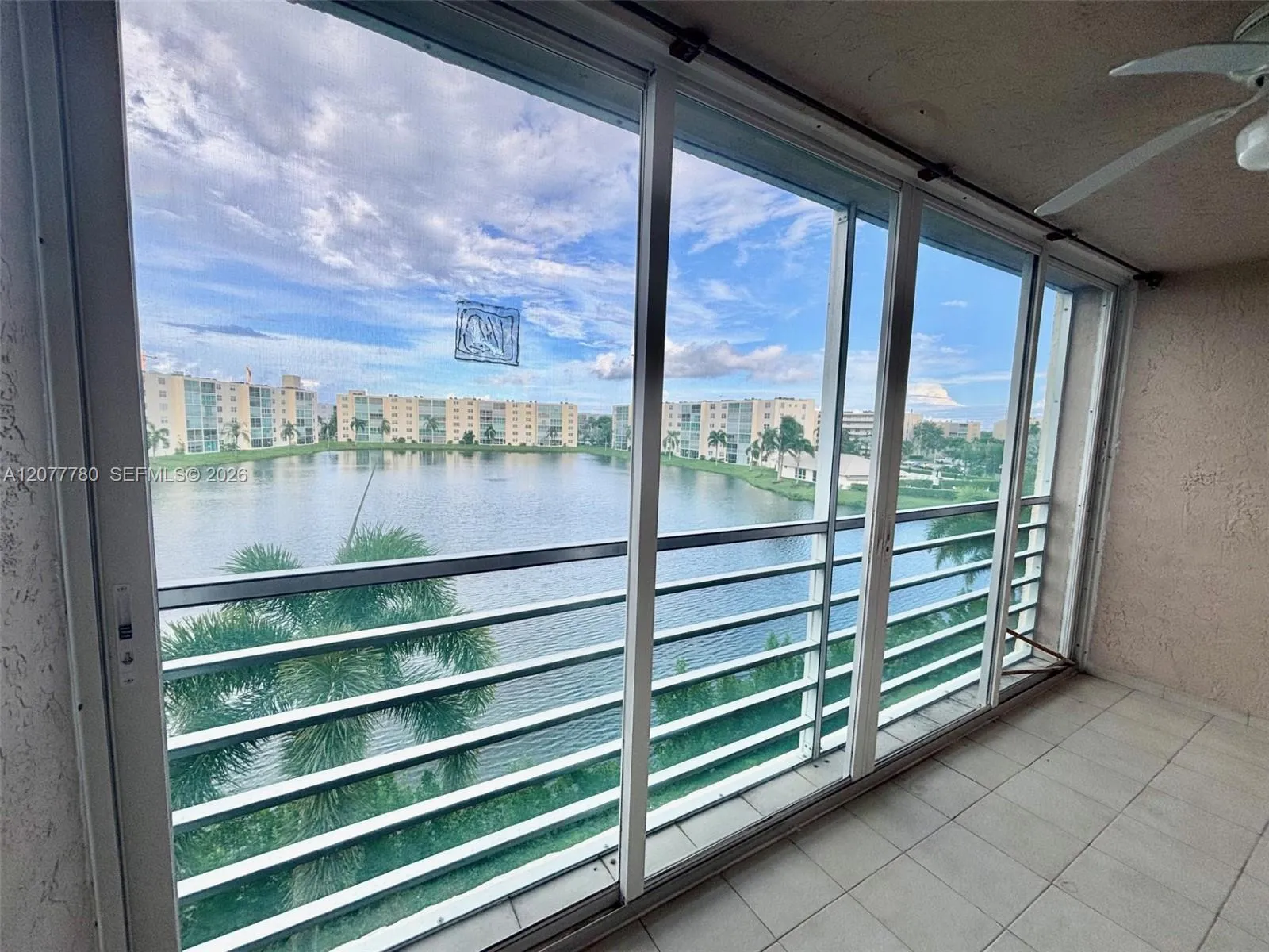 Foto de propiedad en 141 SE 3rd Avenue 402, Dania Beach, FL 33004 Dania Beach con MLS# 