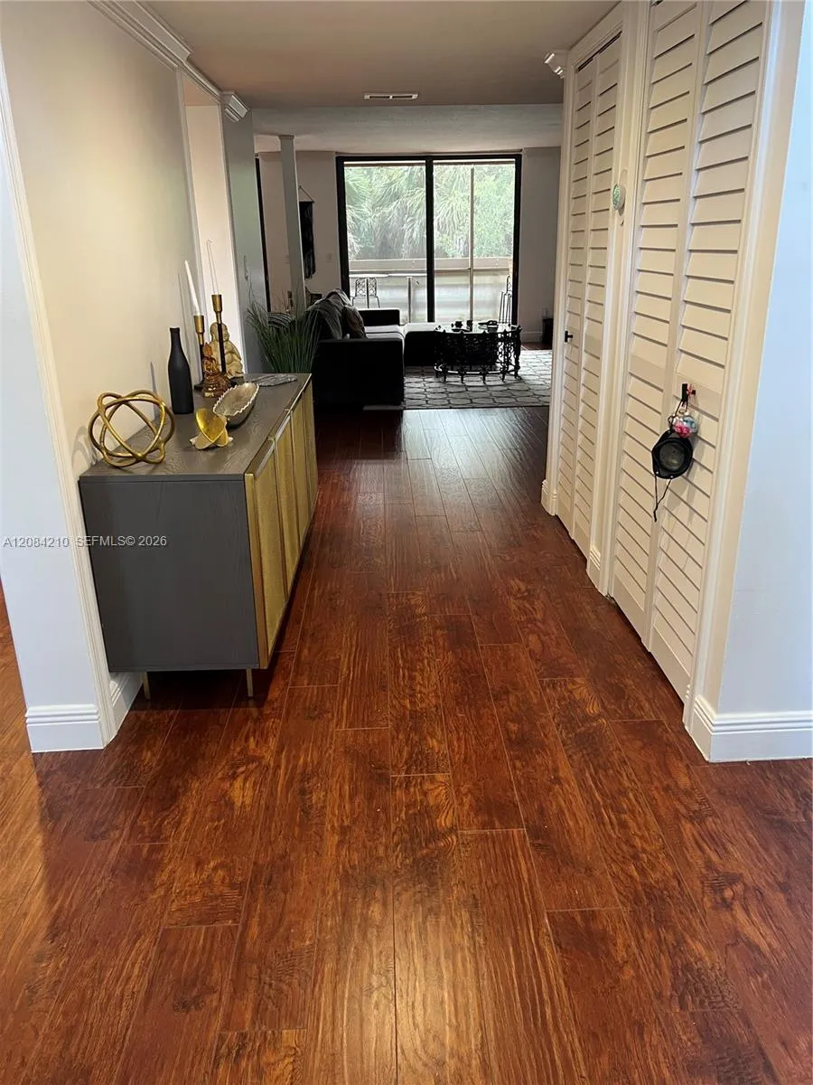 En Venta 141 SW 96th Terrace 305, Plantation, FL 33324, Plantation, FL 33324