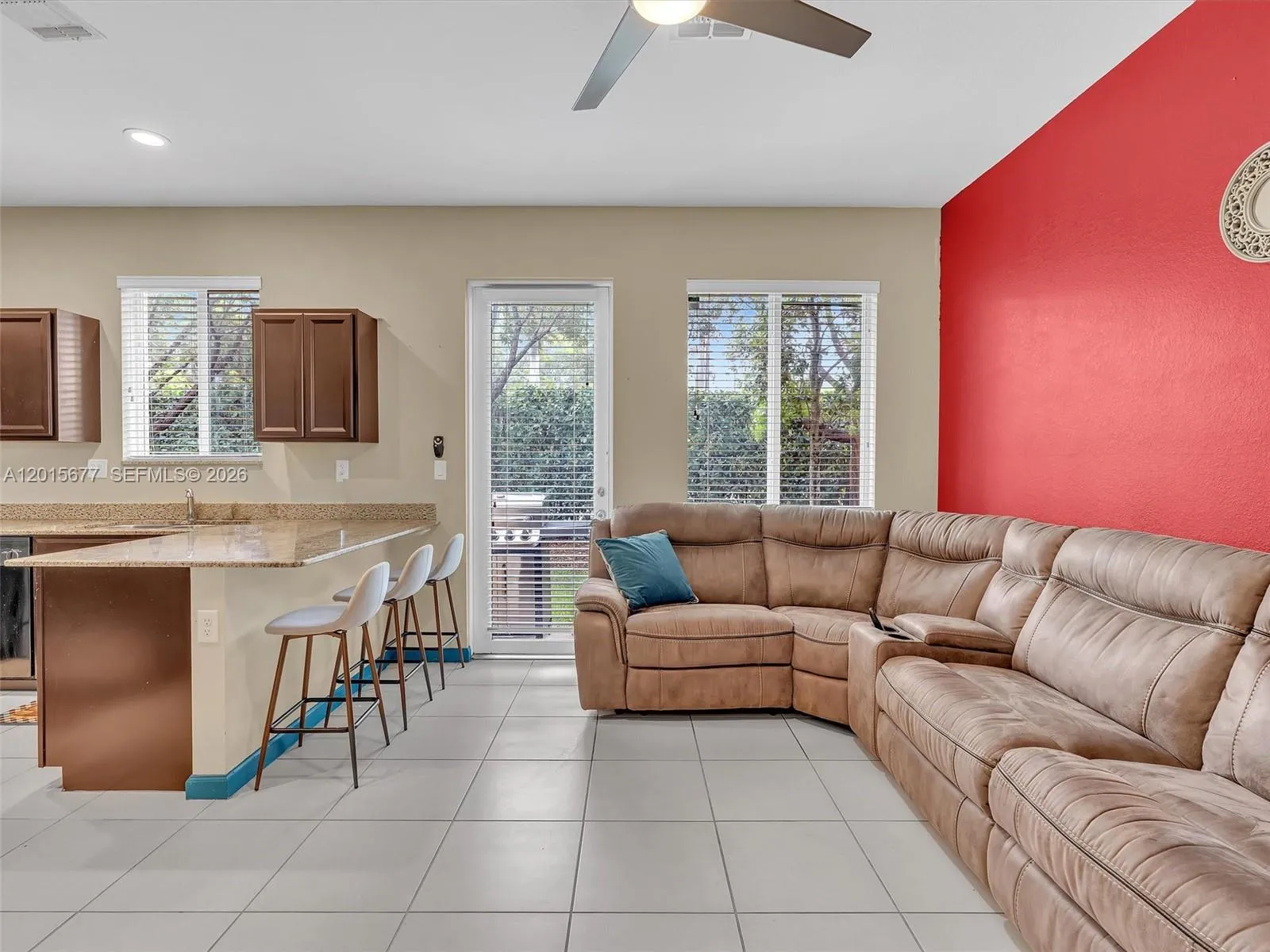 Foto de propiedad en 1410 NW 214th Terrace, Miami Gardens, FL 33169 Miami Gardens con MLS# 