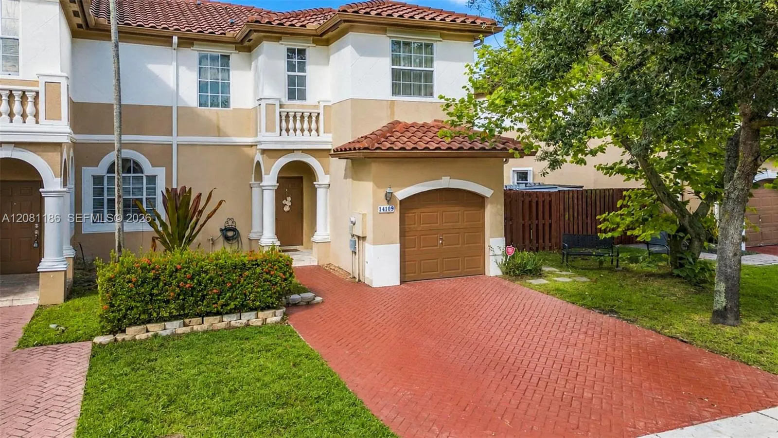Foto de propiedad en 14109 SW 51st Lane, Miramar, FL 33027 Miramar con MLS# 