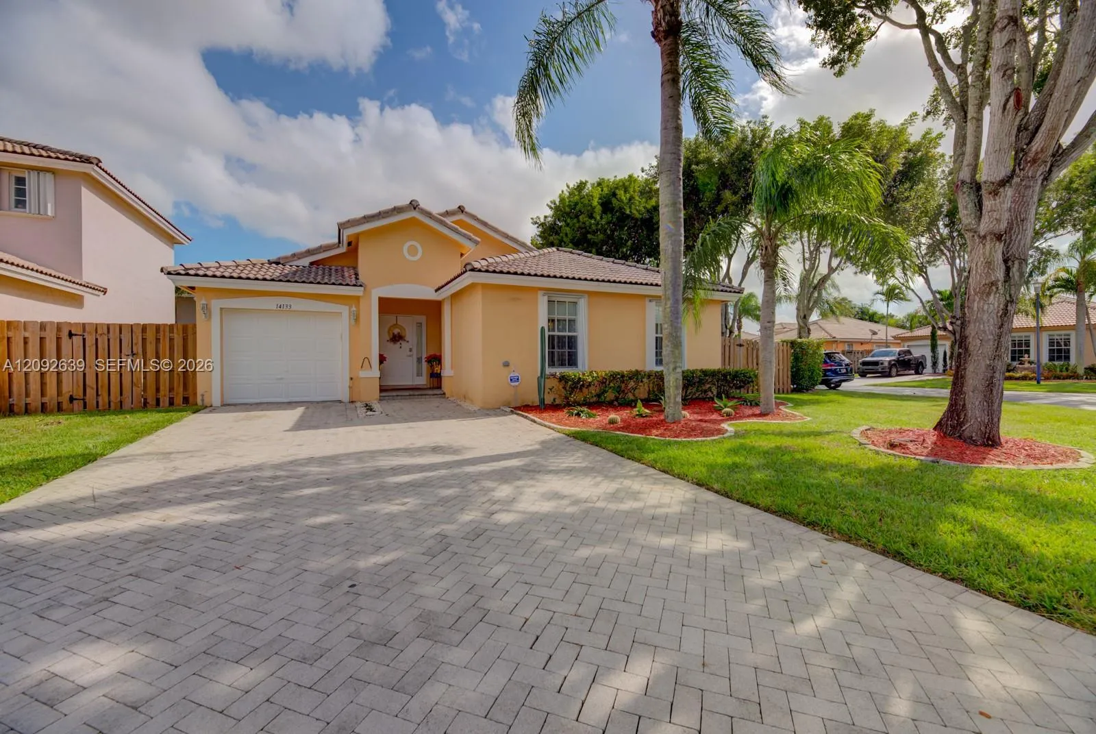 En Renta 14133 SW 154th Place ., Miami, FL 33196, Miami, FL 33196