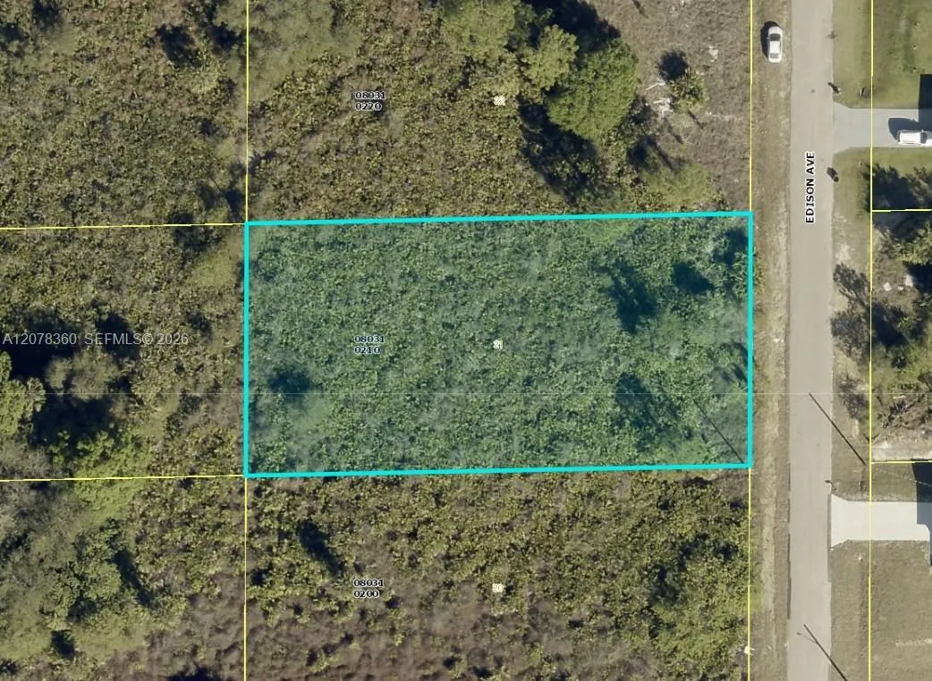 En Venta 1417 Edison Avenue, Lehigh Acres, FL 33972, Lehigh Acres, FL 33972
