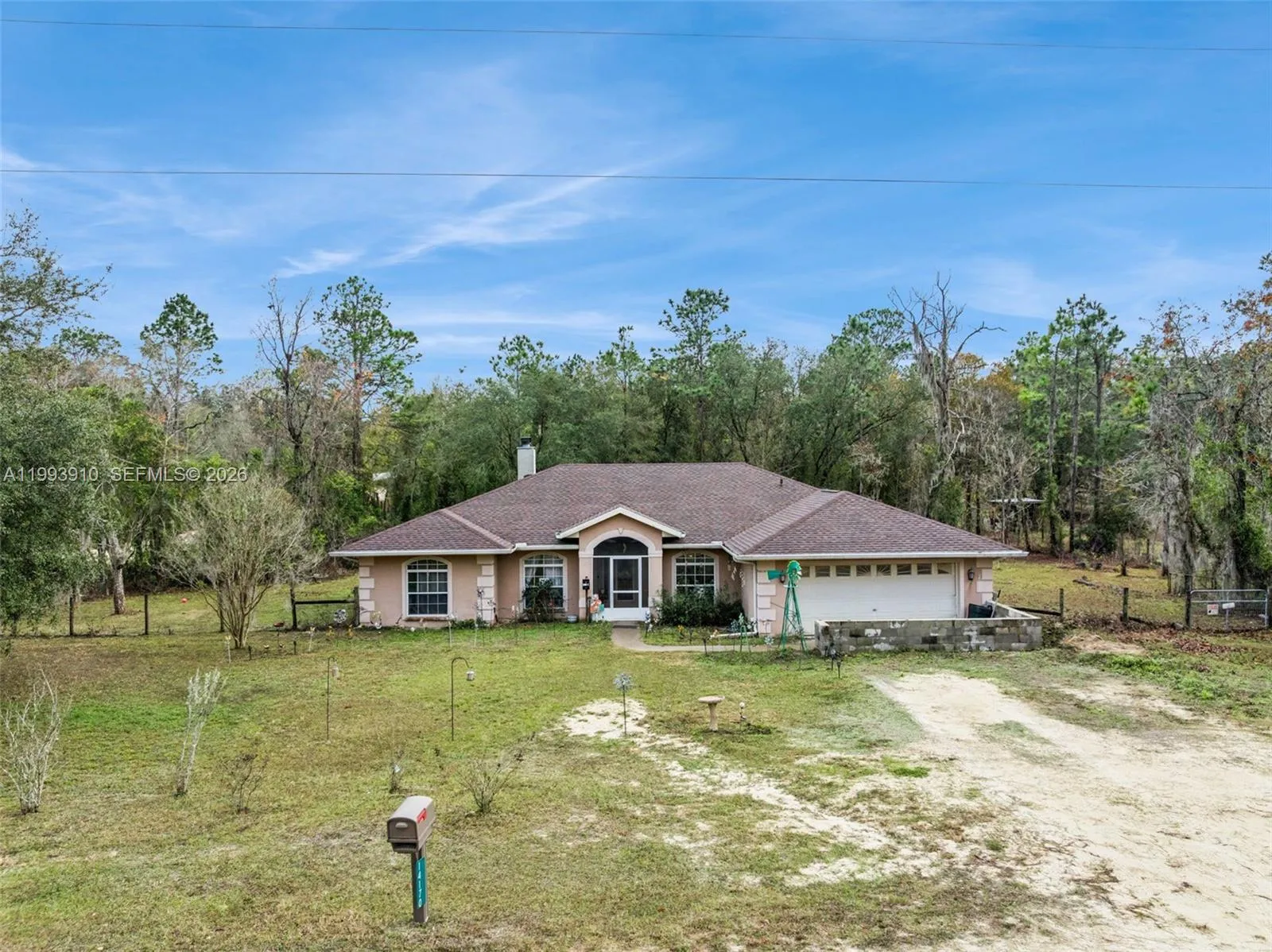 Foto de propiedad en 14170 SE 4th Street, Williston, FL 32696 Williston con MLS# 
