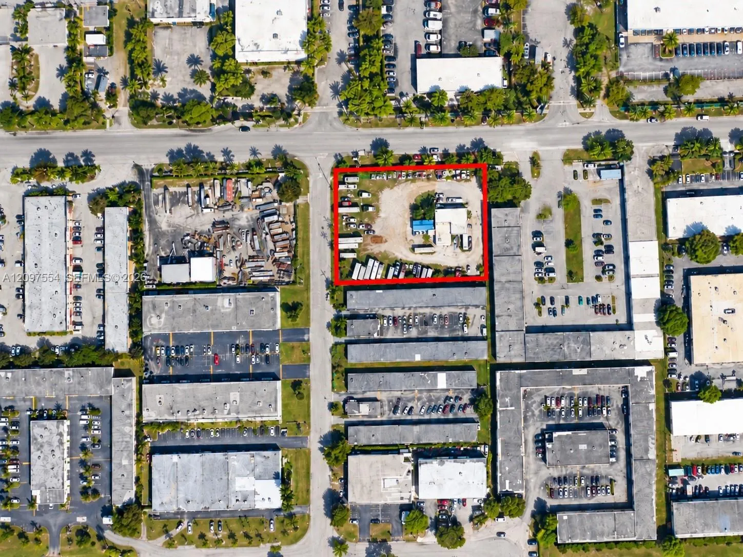 En Venta 14170 SW 140th Street, Miami, FL 33186, Miami, FL 33186