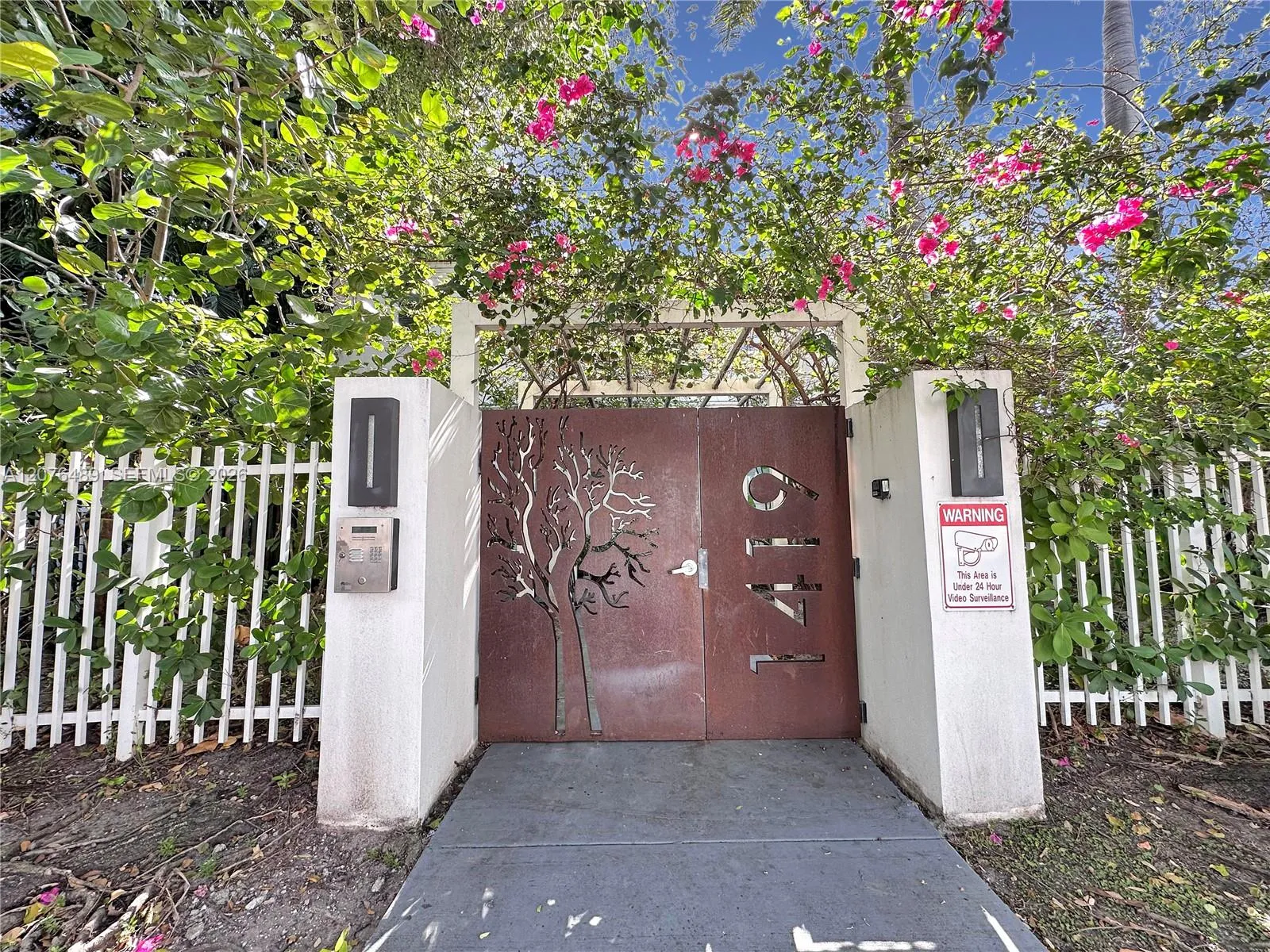 Foto de propiedad en 1419 West Avenue 103, Miami Beach, FL 33139 Miami Beach con MLS# 