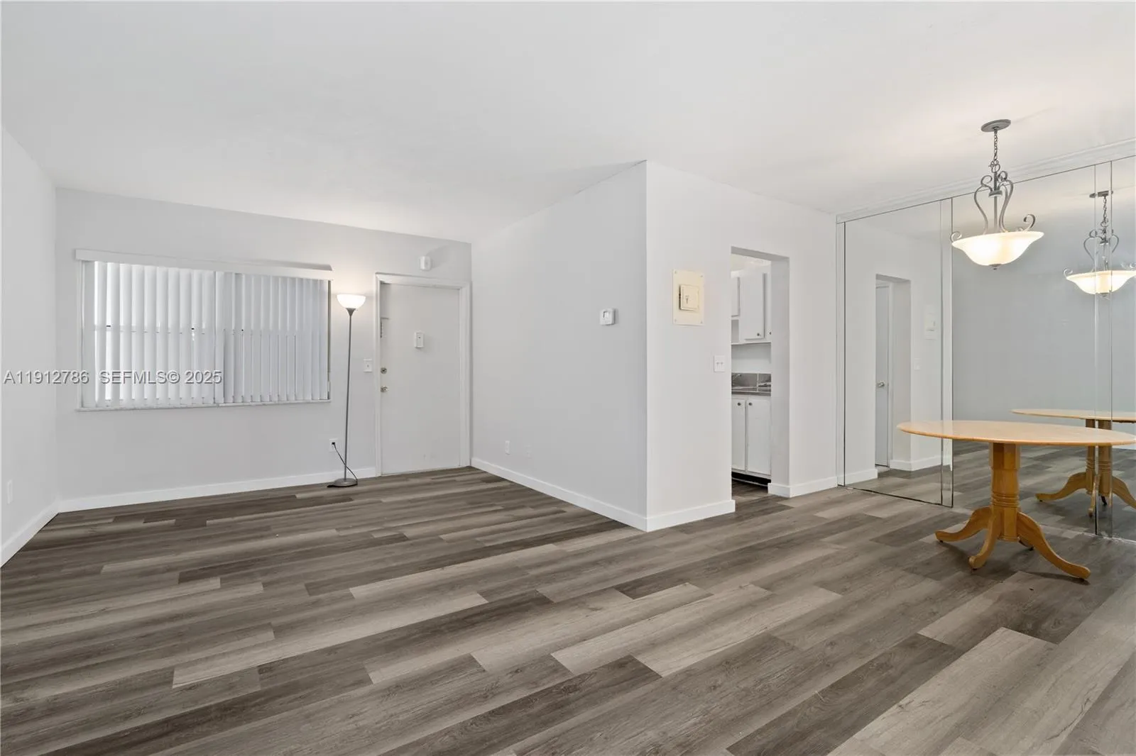 Foto de propiedad en 1420 Atlantic Shores Boulevard 340, Hallandale Beach, FL 33009 Hallandale Beach con MLS# 
