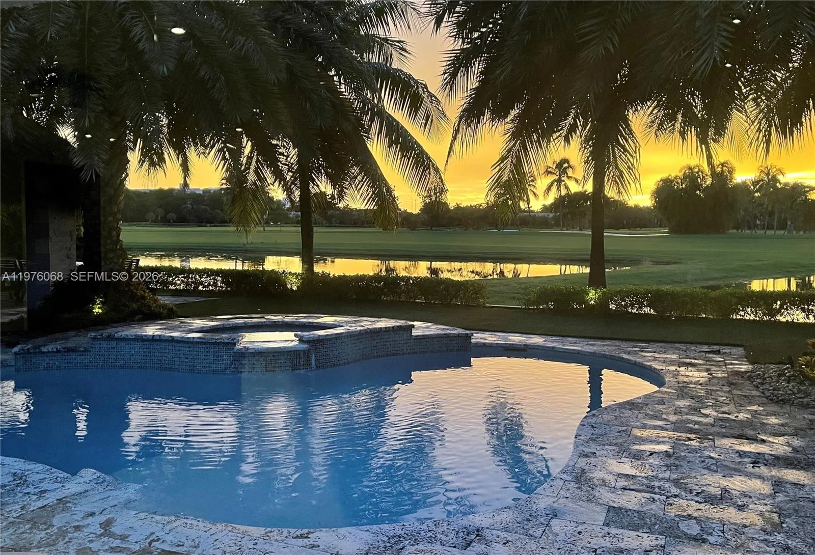 Vendido 1420 Diplomat Parkway, Hollywood, FL 33019, Hollywood, FL 33019