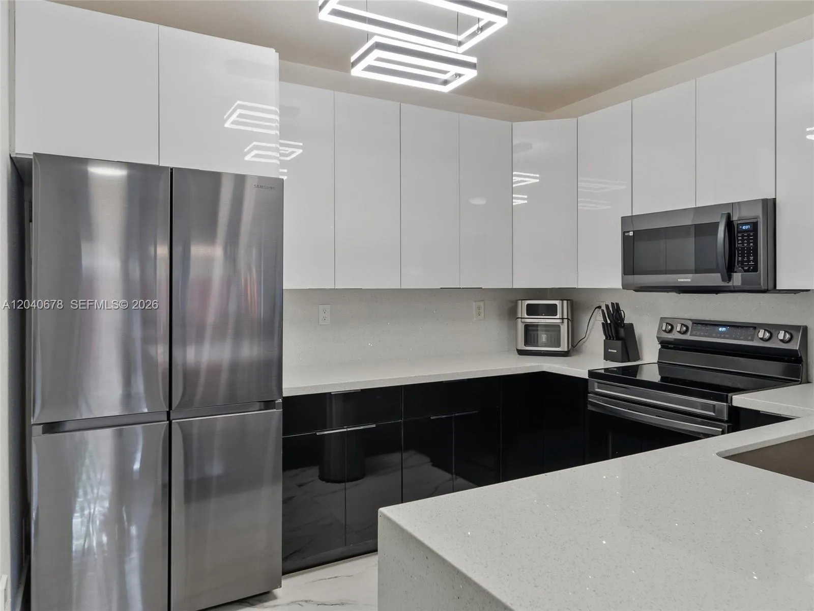 Foto de propiedad en 1420 NE 33rd Avenue 109-15, Homestead, FL 33033 Homestead con MLS# 