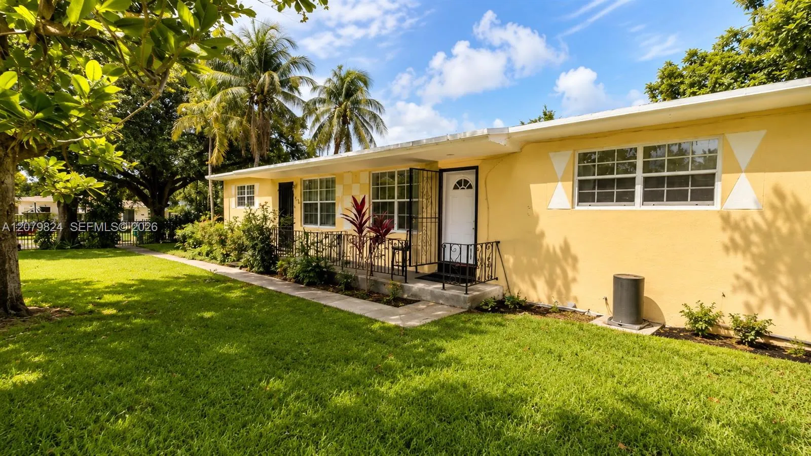 En Renta 1421 NE 148th Street 2, Miami, FL 33161, Miami, FL 33161