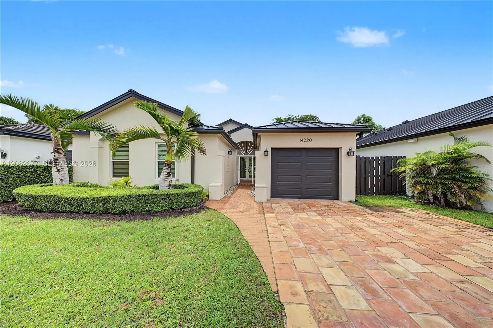 En Venta 14220 SW 92nd Street, Miami, FL 33186, Miami, FL 33186