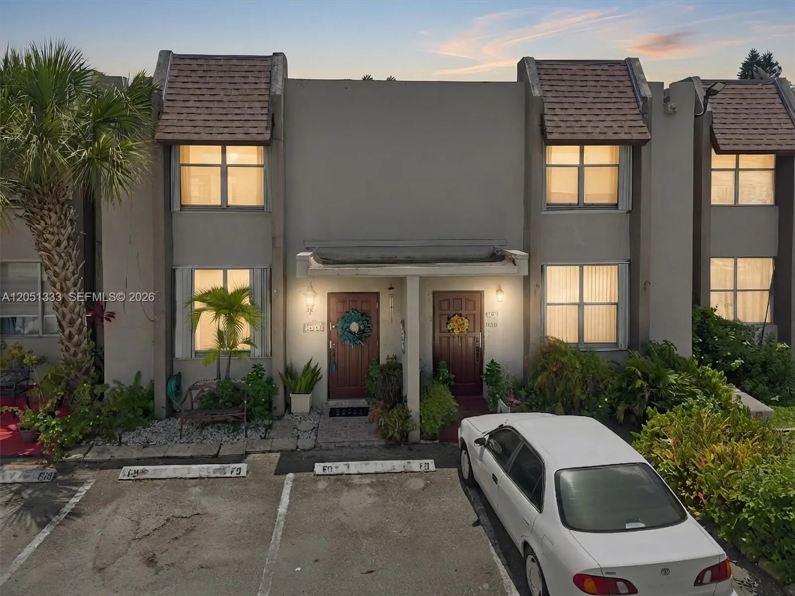 En Venta 14241 Memorial Hwy 9f Highway, Miami, FL 33161, Miami, FL 33161