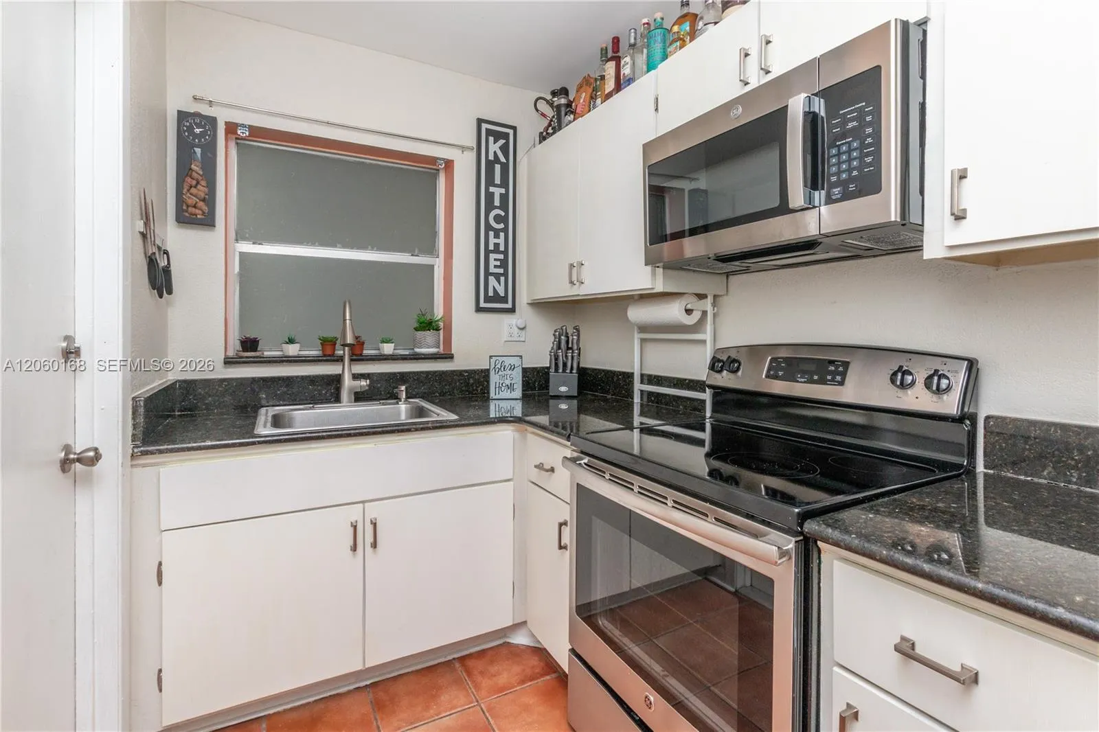 Foto de propiedad en 1425 Arthur Street 409B, Hollywood, FL 33020 Hollywood con MLS# 