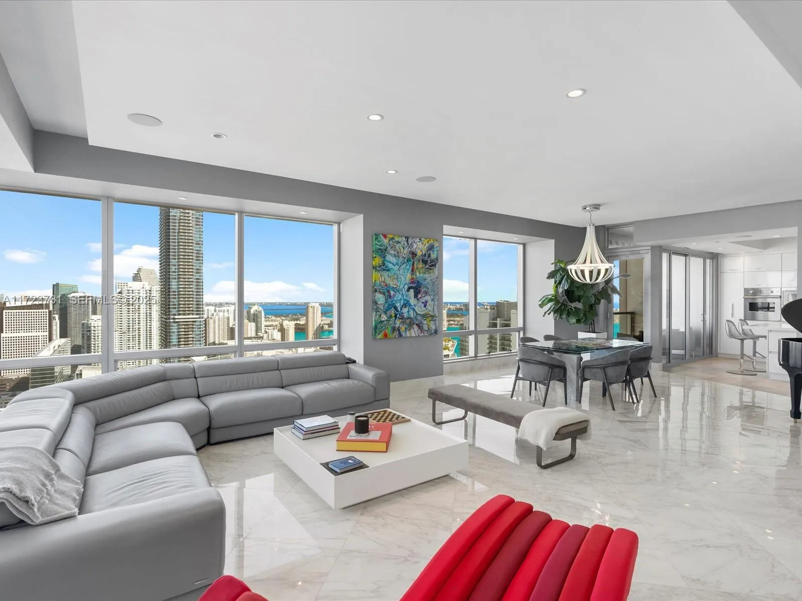 En Venta 1425 Brickell Avenue 52BC, Miami, FL 33131, Miami, FL 33131