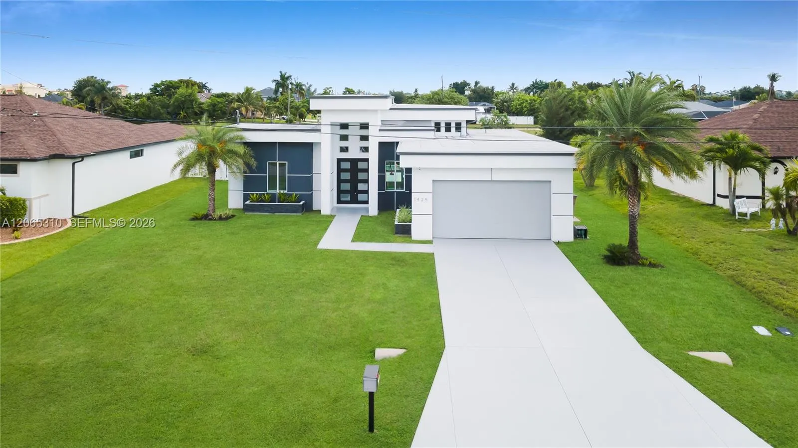 Foto de propiedad en 1425 SW 24th, FL 33991  con MLS# 