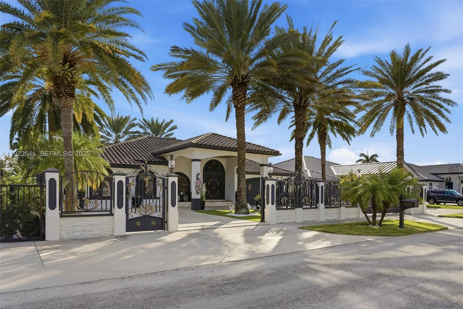 Vendido 14252 SW 30th Street, Miami, FL 33175, Miami, FL 33175