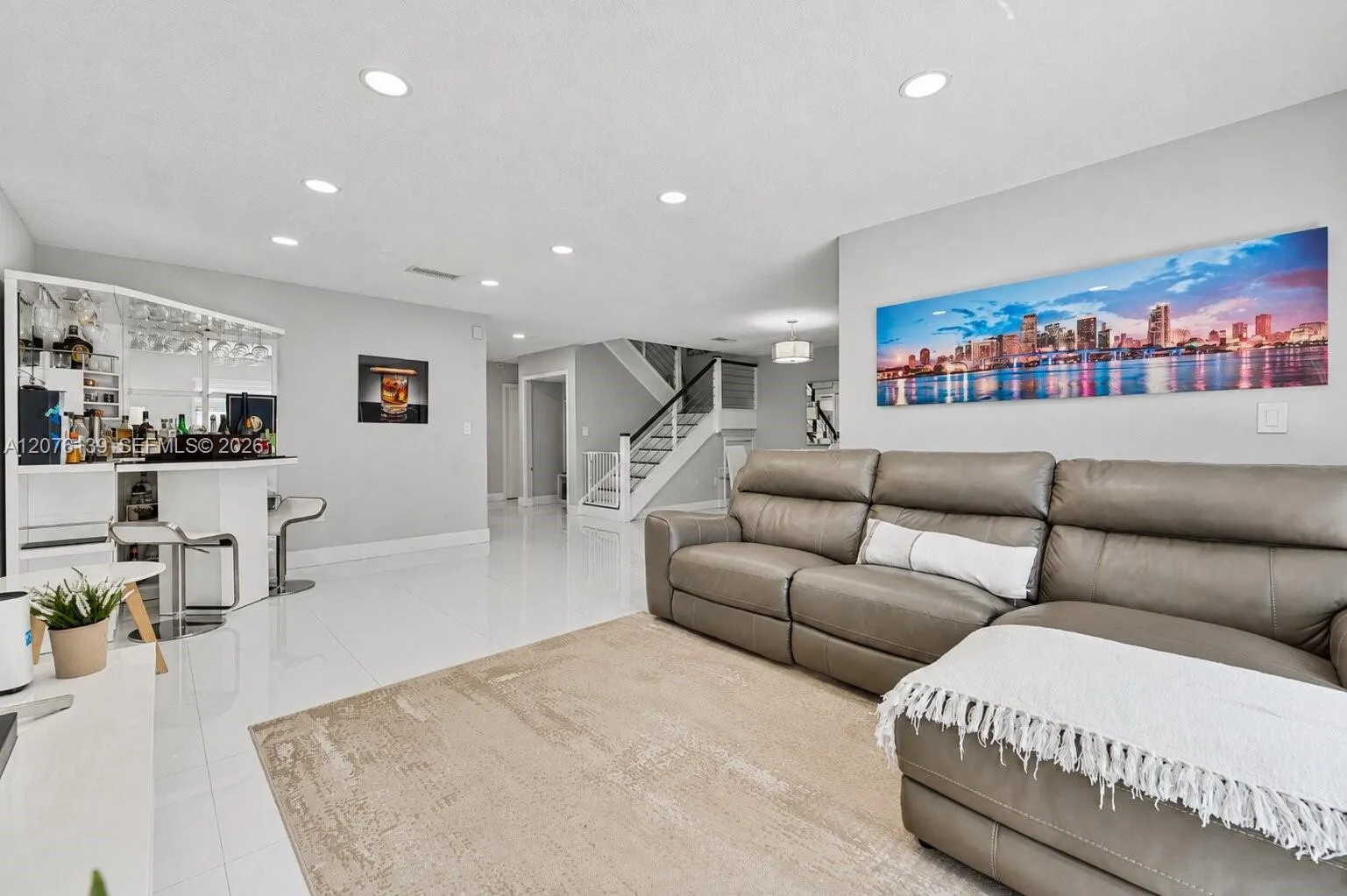 En Venta 14265 SW 97th Terrace, Miami, FL 33186, Miami, FL 33186