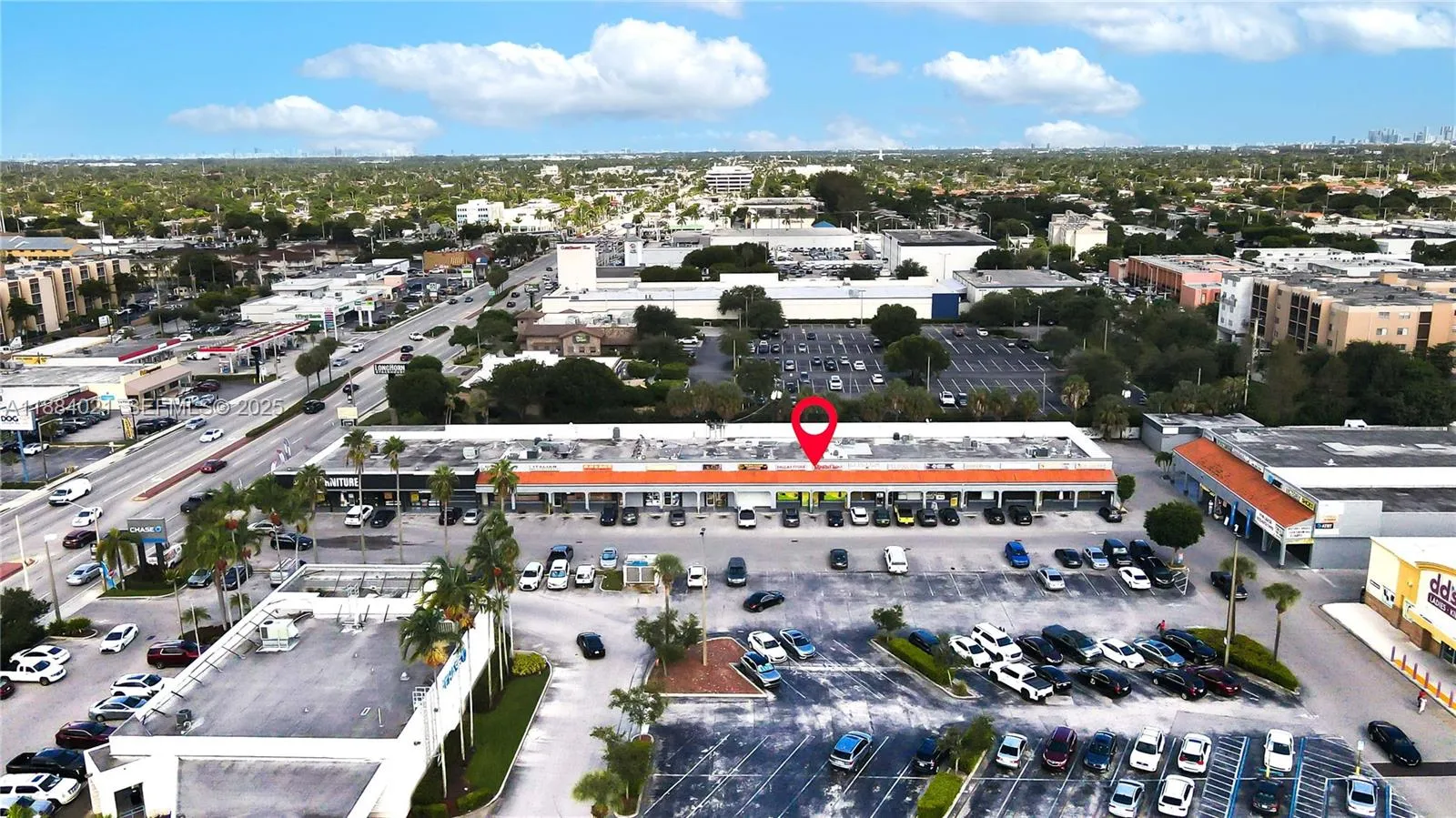 En Venta 1428-1430 W 49th Street, Hialeah, FL 33012, Hialeah, FL 33012