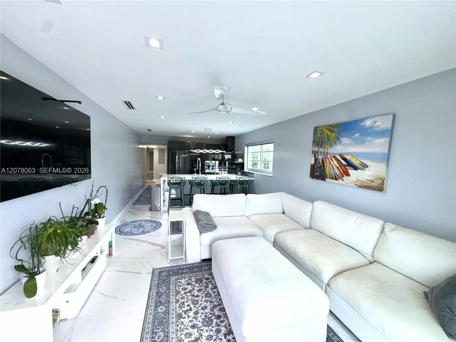Foto de propiedad en 1428 Euclid Avenue 207, Miami Beach, FL 33139 Miami Beach con MLS# 