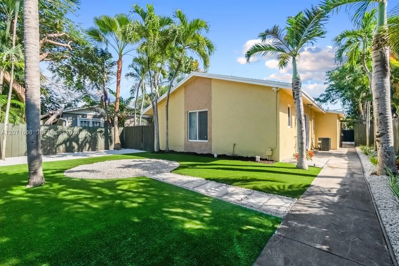 Foto de propiedad en 1428 NE 2nd Avenue 1, Fort Lauderdale, FL 33304 Fort Lauderdale con MLS# 