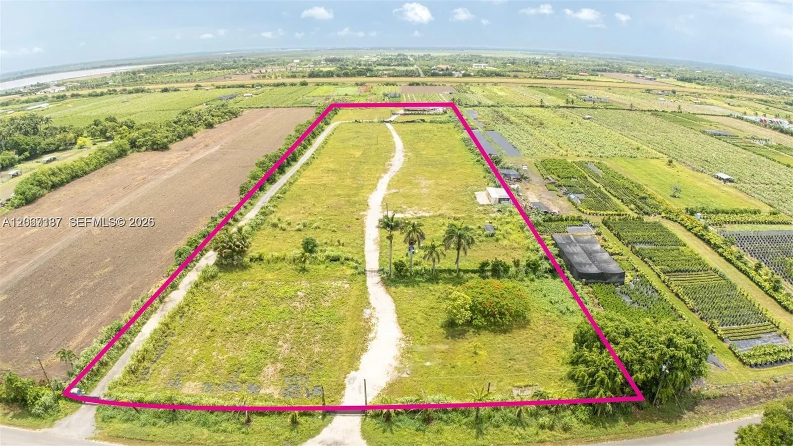 En Venta 14287 SW 192nd Avenue, Miami, FL 33196, Miami, FL 33196