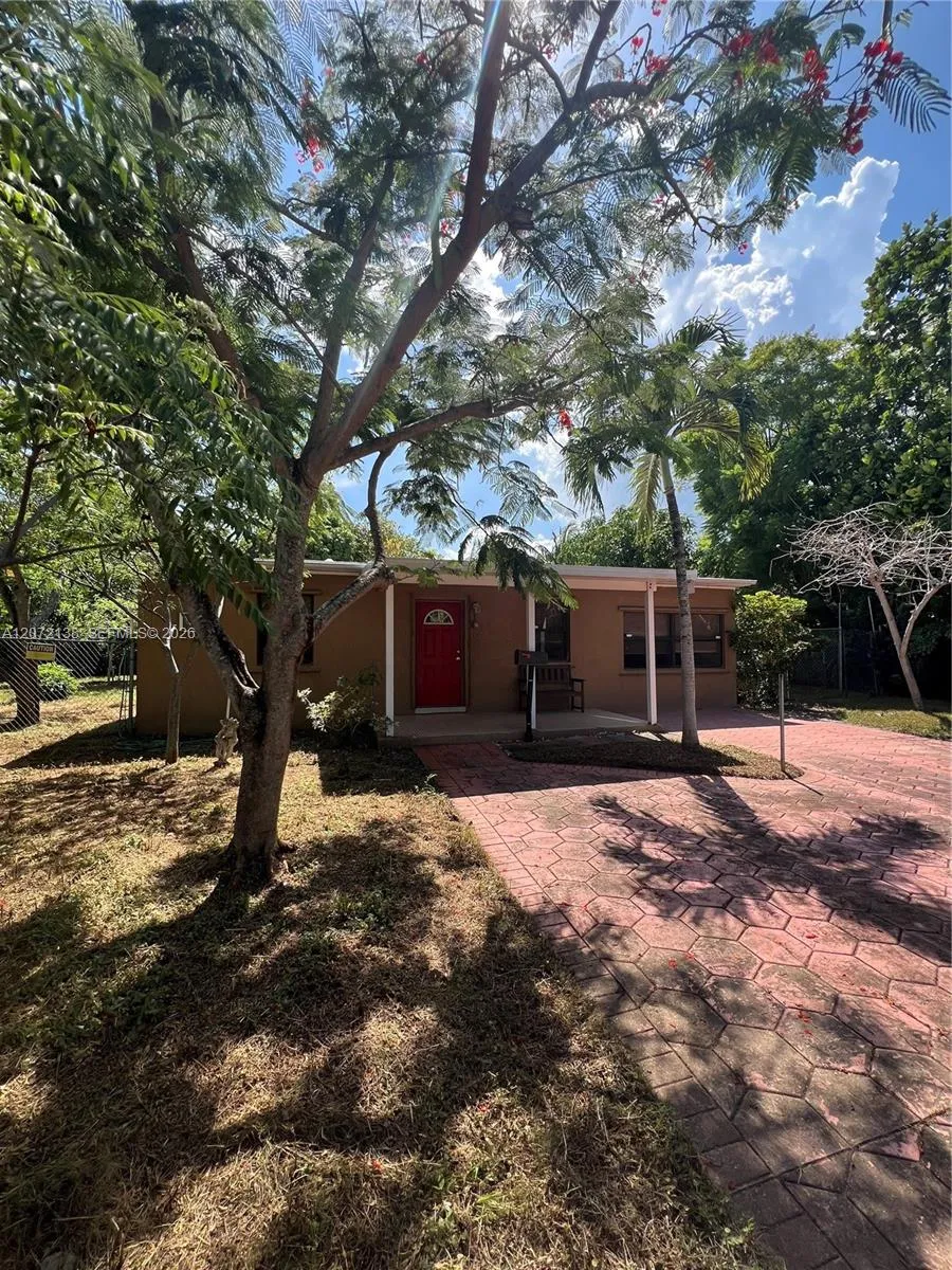 En Venta 143 SW 22nd Terrace, Fort Lauderdale, FL 33312, Fort Lauderdale, FL 33312