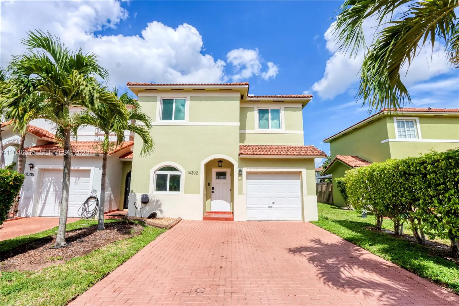 Foto de propiedad en 14302 SW 133rd Court, Miami, FL 33186 Miami con MLS# 