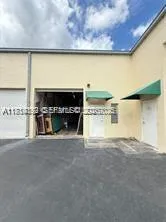 Vendido 14305 SW 142nd Street, Miami, FL 33186, Miami, FL 33186