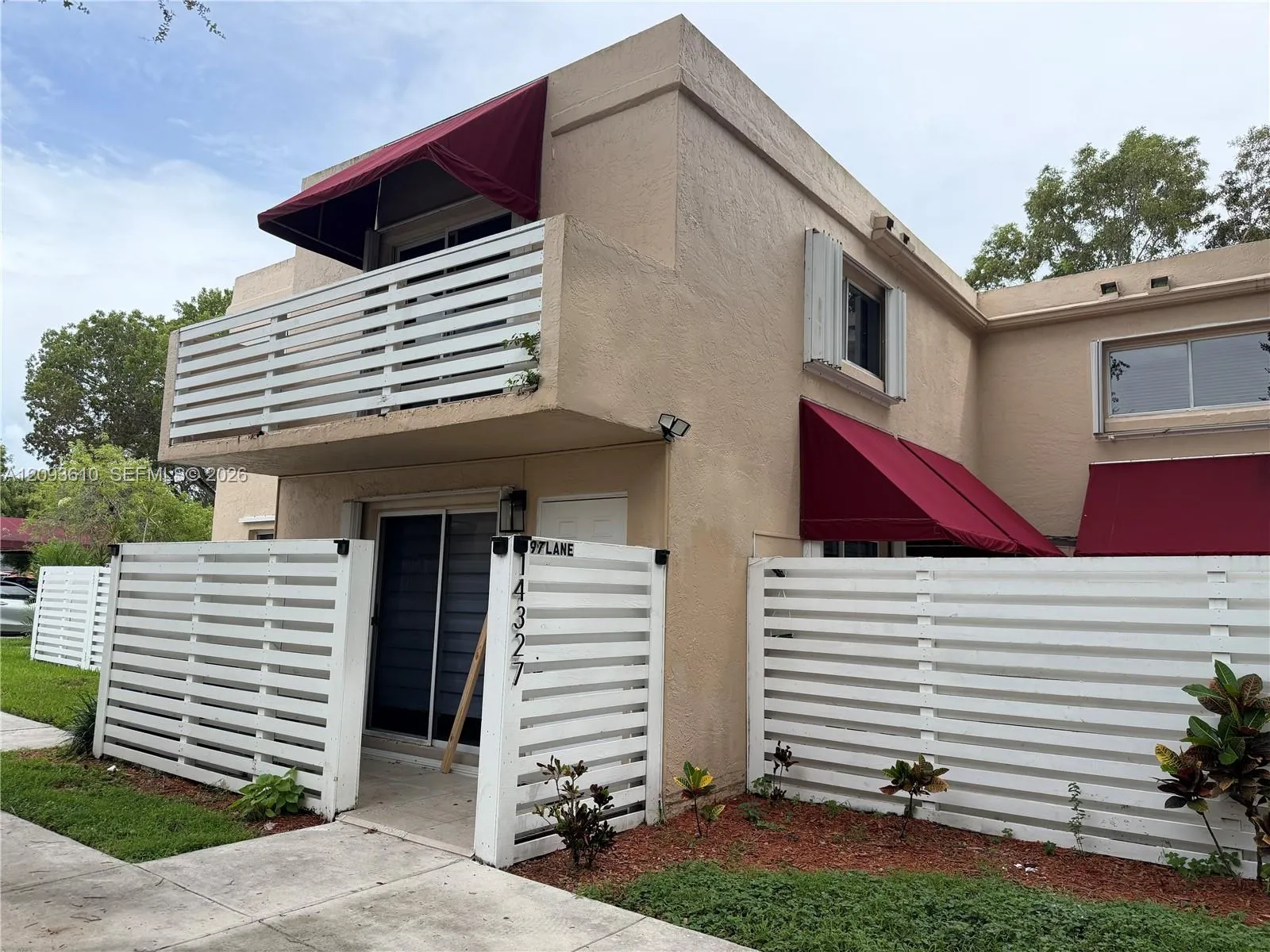 En Renta 14327 SW 97th Lane 14327, Miami, FL 33186, Miami, FL 33186