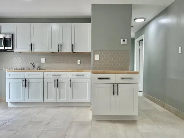 En Renta 1436 NW 24th Terrace, Fort Lauderdale, FL 33311, Fort Lauderdale, FL 33311
