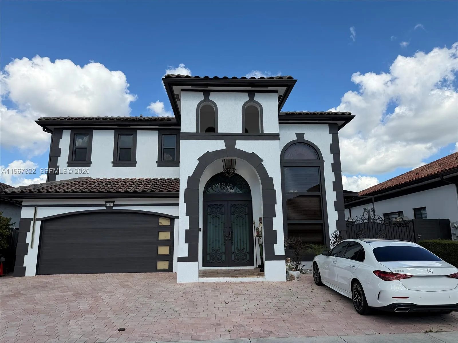 Foto de propiedad en 14431 SW 22nd Terrace, Miami, FL 33175 Miami con MLS# 