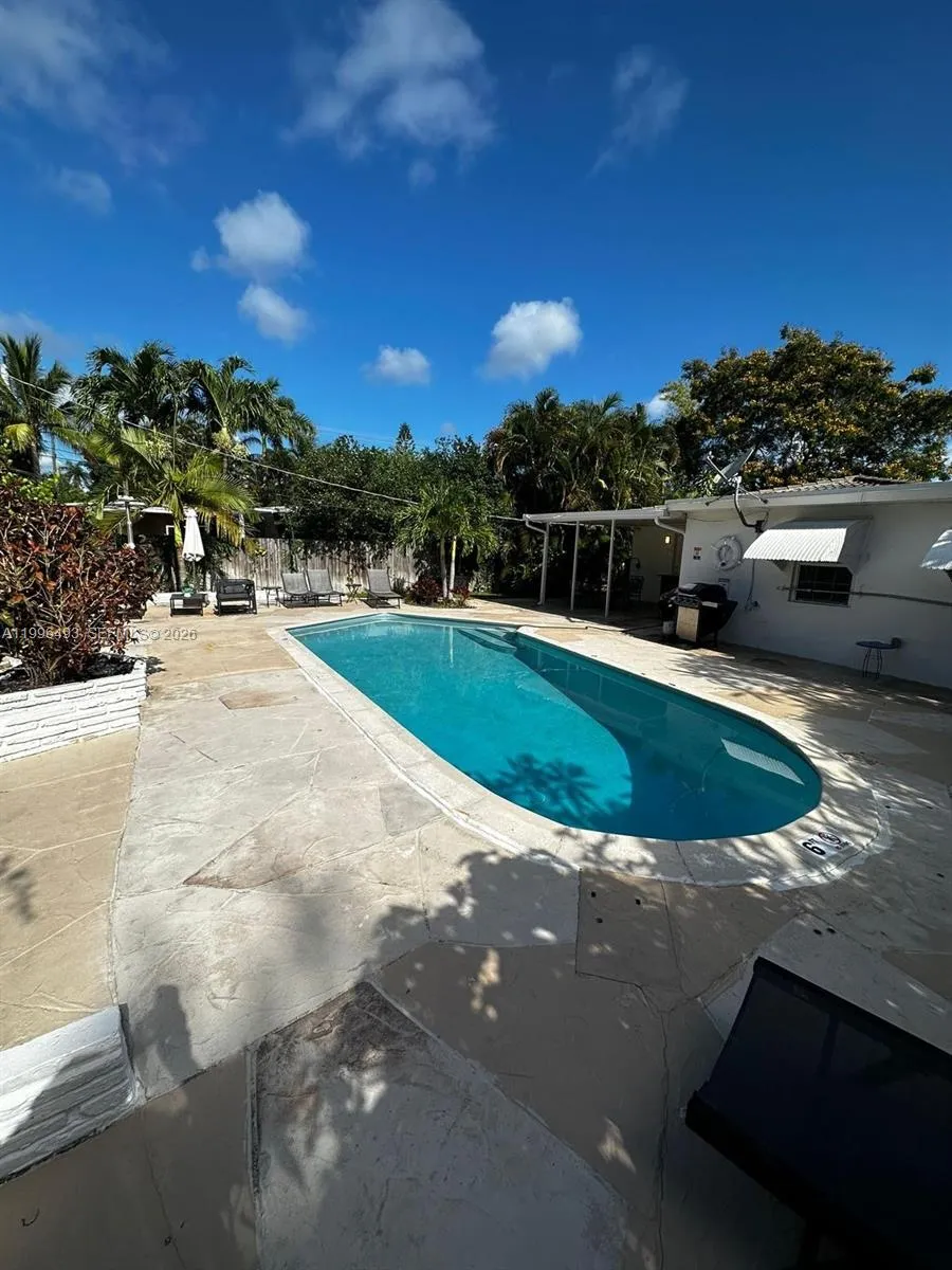 Foto de propiedad en 1448 Dewey Street 1448, Hollywood, FL 33020 Hollywood con MLS# 