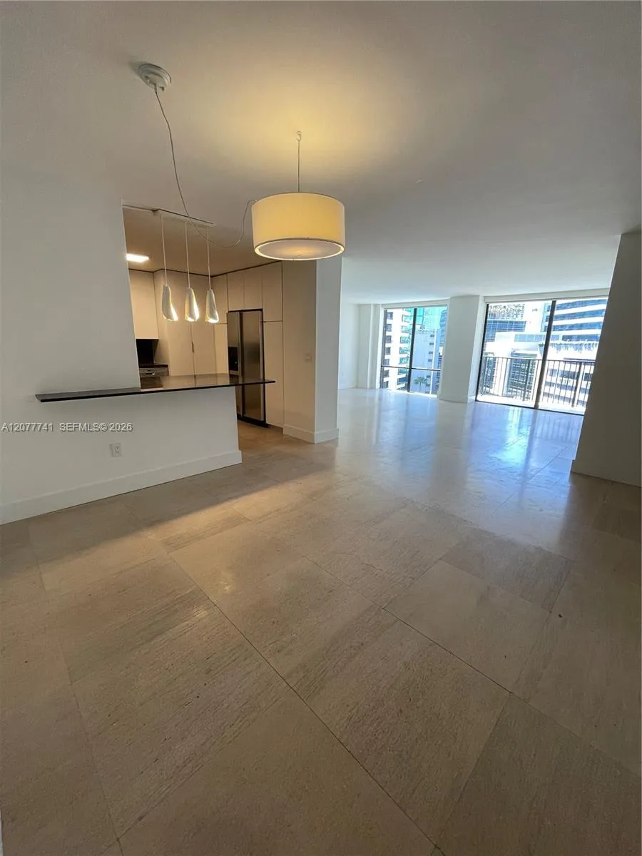 En Renta 1450 Brickell Bay Drive 1015, Miami, FL 33131, Miami, FL 33131