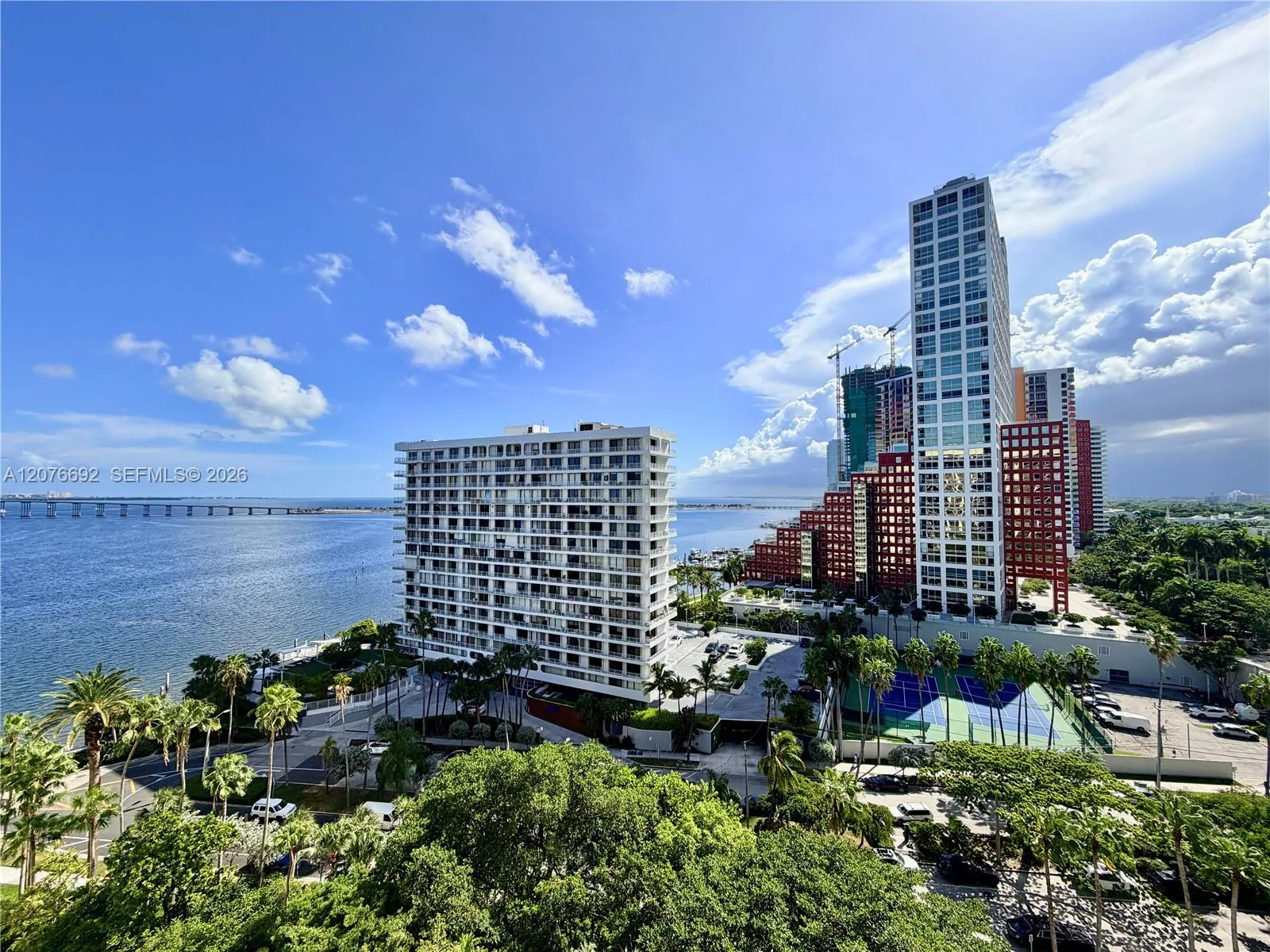 Foto de propiedad en 1450 Brickell Bay Drive 1410, Miami, FL 33131 Miami con MLS#