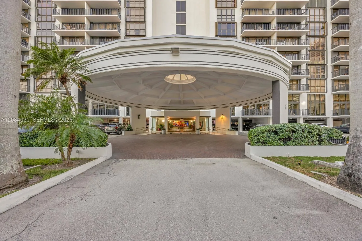 En Venta 1450 Brickell Bay Drive 511, Miami, FL 33131, Miami, FL 33131