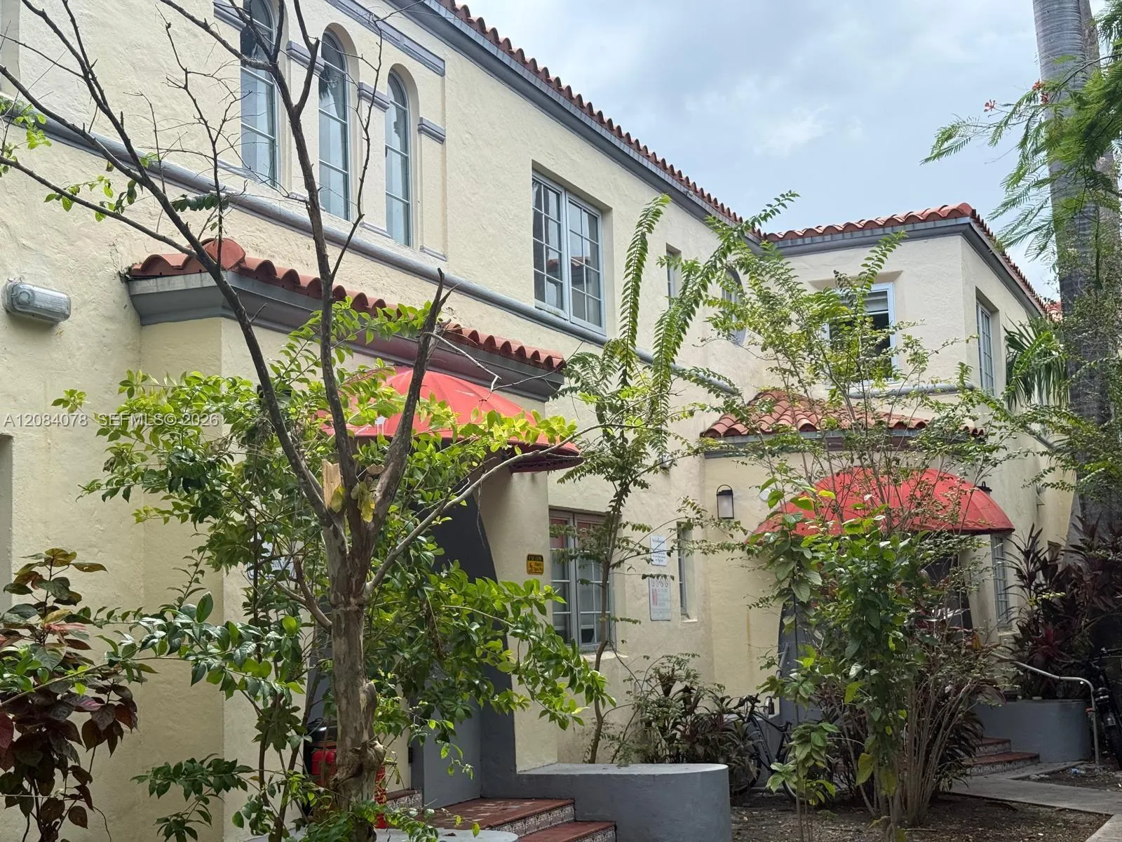 Foto de propiedad en 1450 Meridian Avenue 202, Miami Beach, FL 33139 Miami Beach con MLS# 