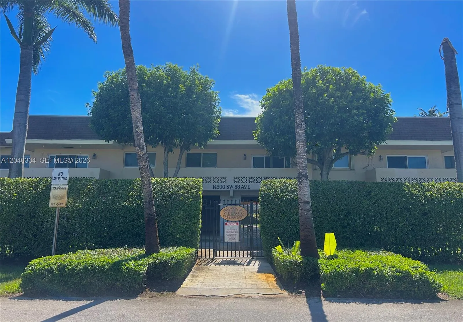 Foto de propiedad en 14500 SW 88 Avenue 211, Palmetto Bay, FL 33176 Palmetto Bay con MLS# 