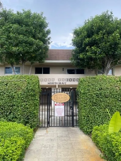 En Venta 14500 SW 88th Avenue 247, Palmetto Bay, FL 33176, Palmetto Bay, FL 33176