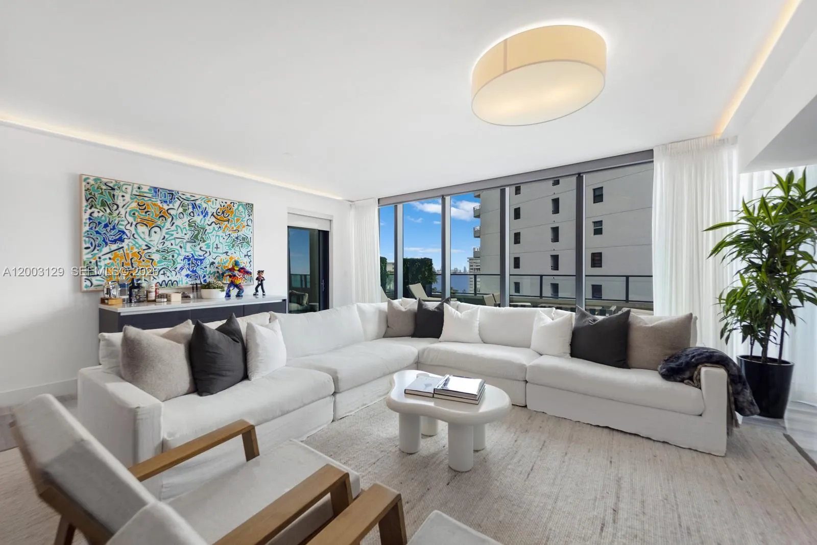 Foto de propiedad en 1451 Brickell Avenue 903, Miami, FL 33131 Miami con MLS# 