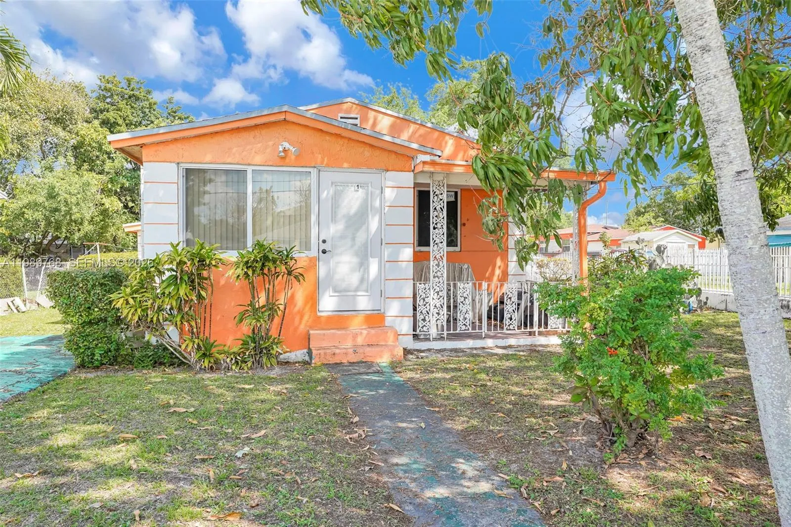 Vendido 1451 NW 43rd Street, Miami, FL 33142, Miami, FL 33142