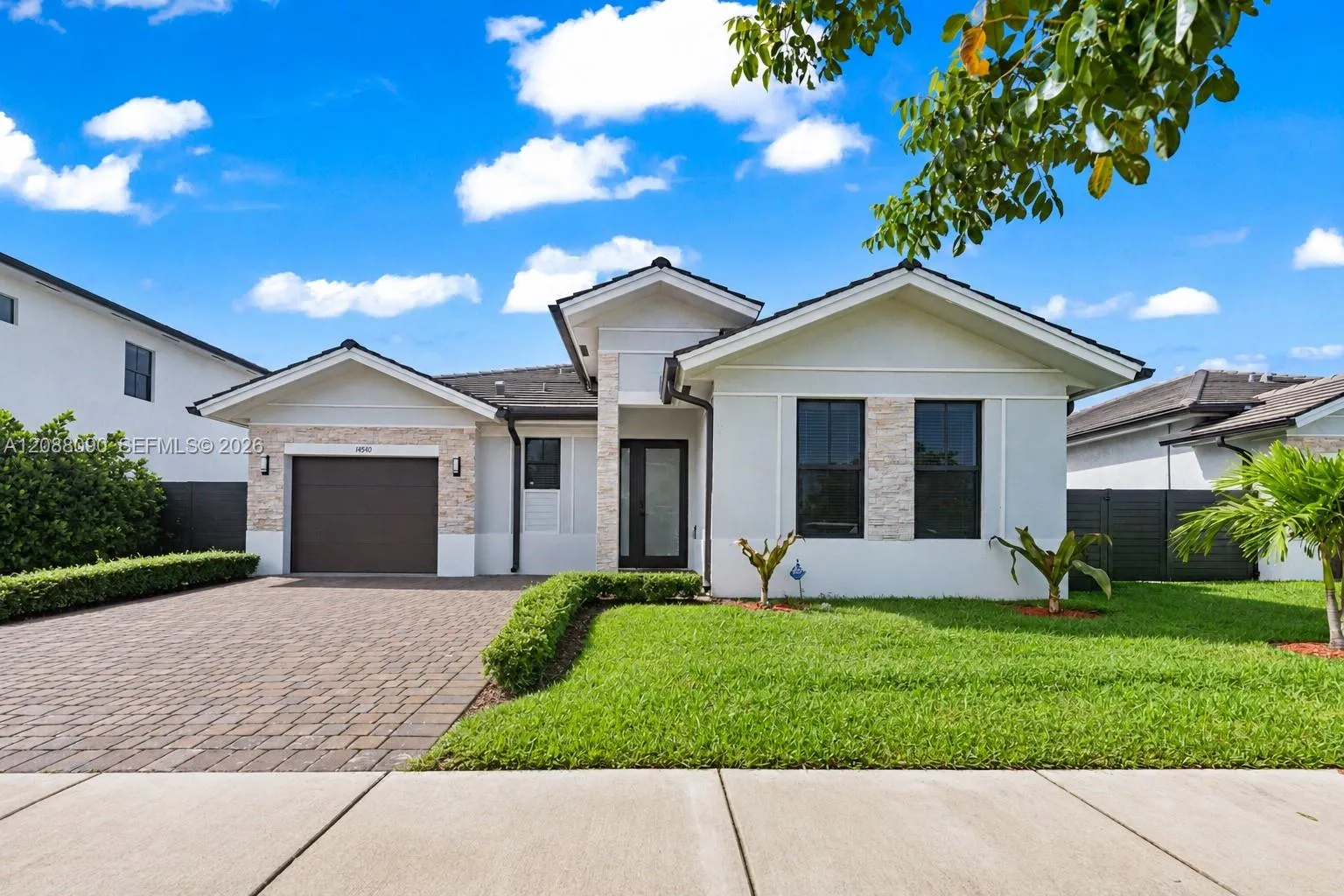 En Venta 14540 SW 22nd Street, Miami, FL 33175, Miami, FL 33175