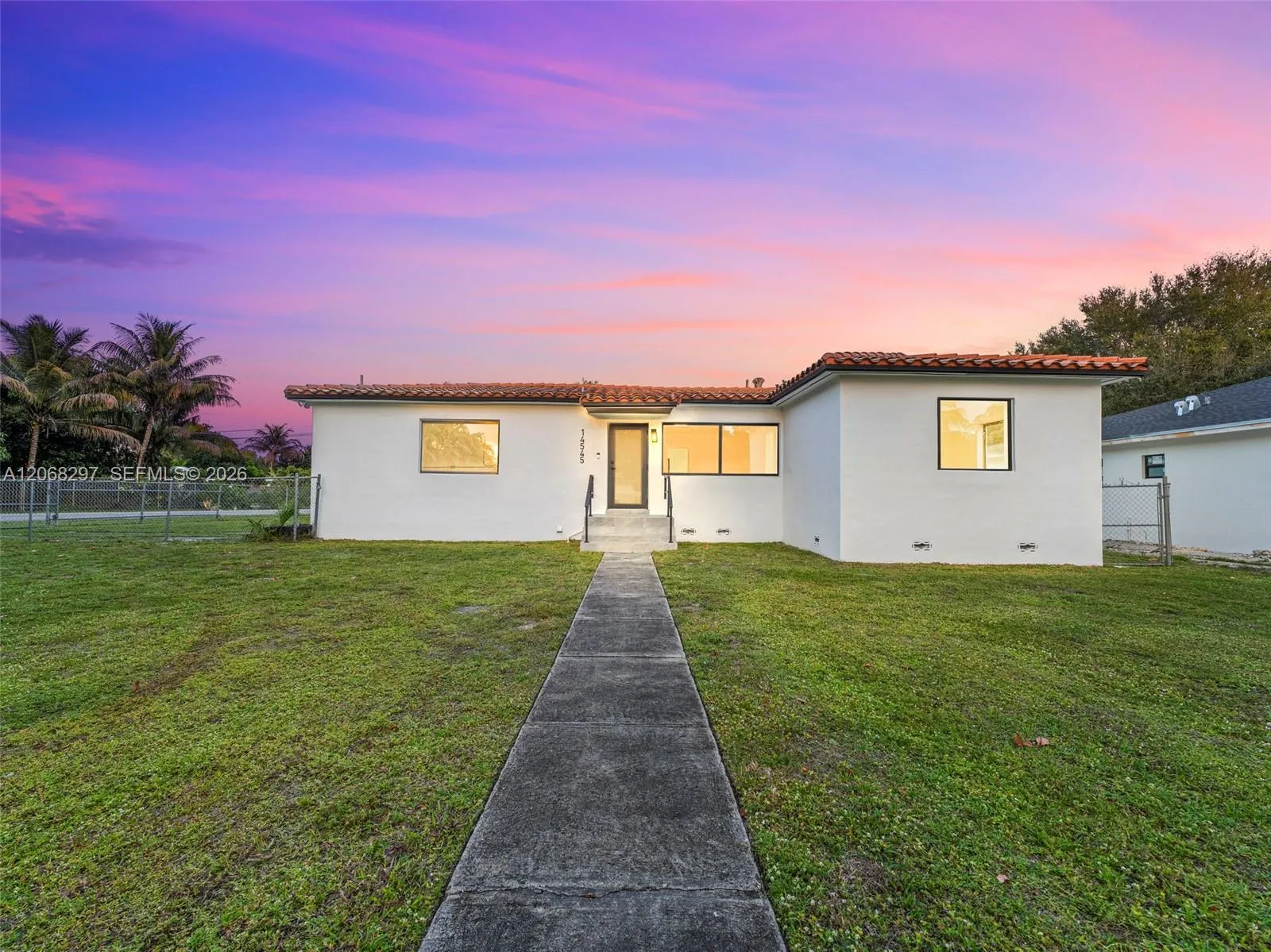 En Venta 14545 Garden Drive, Miami, FL 33168, Miami, FL 33168