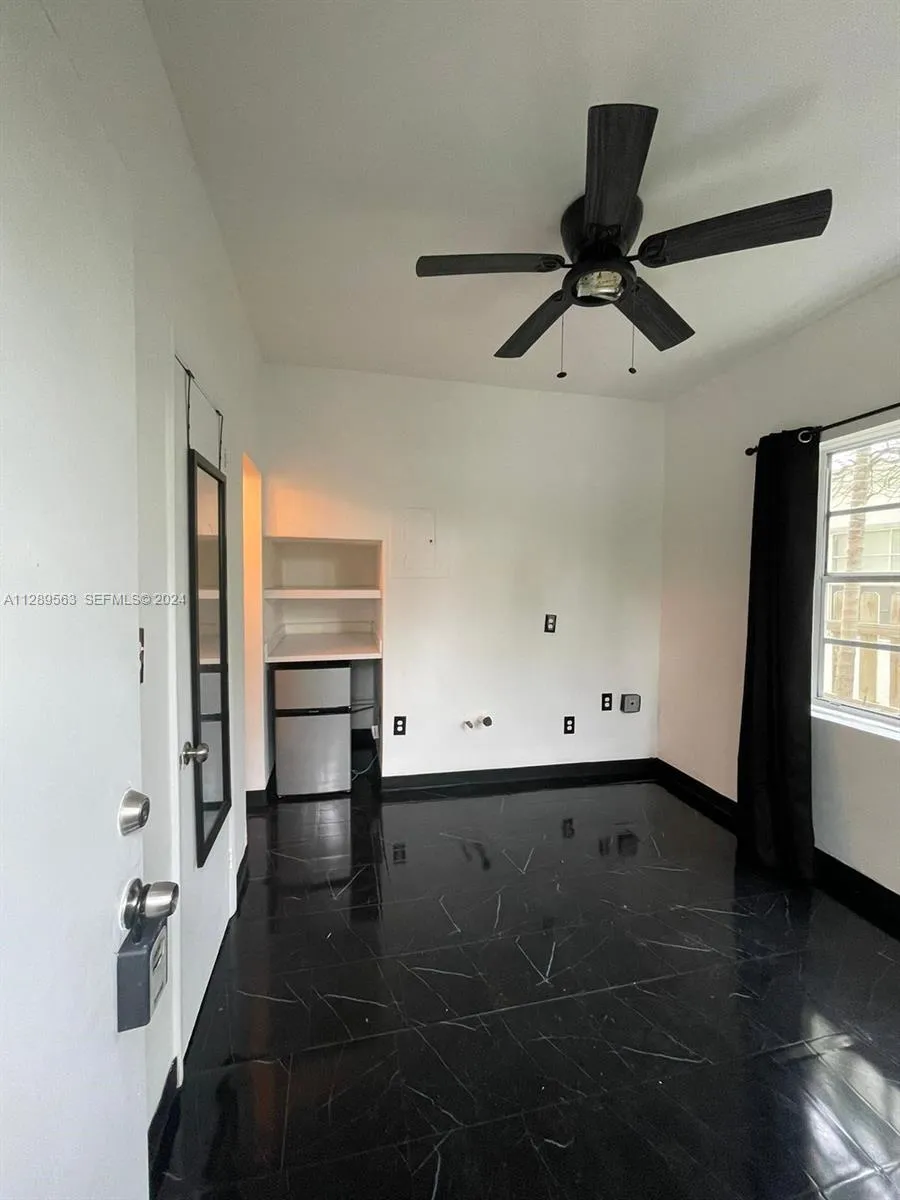 Foto de propiedad en 1455 Michigan Avenue 7, Miami Beach, FL 33139 Miami Beach con MLS# 