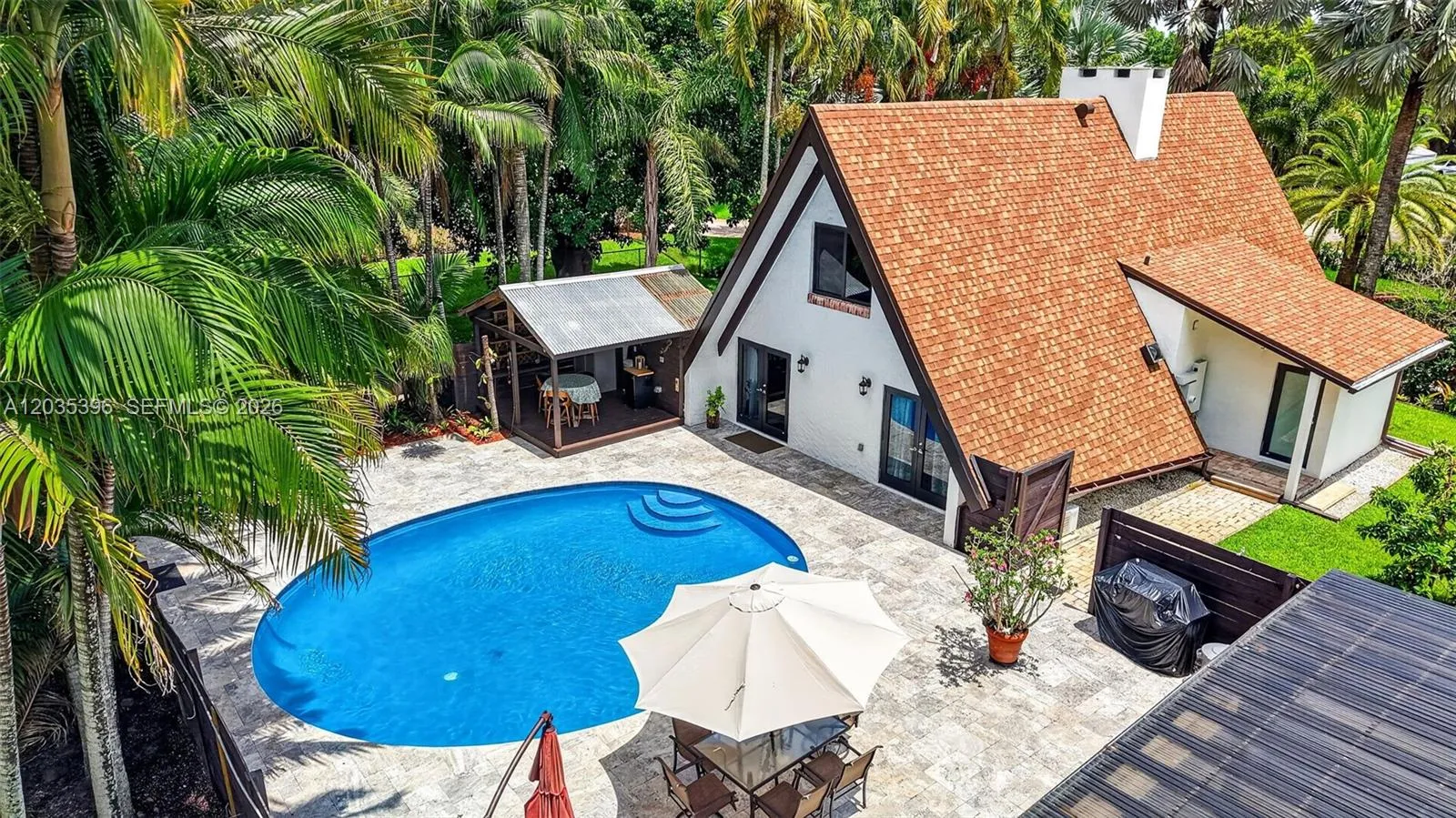 Foto de propiedad en 14551 SW 24th Street, Davie, FL 33325 Davie con MLS# 