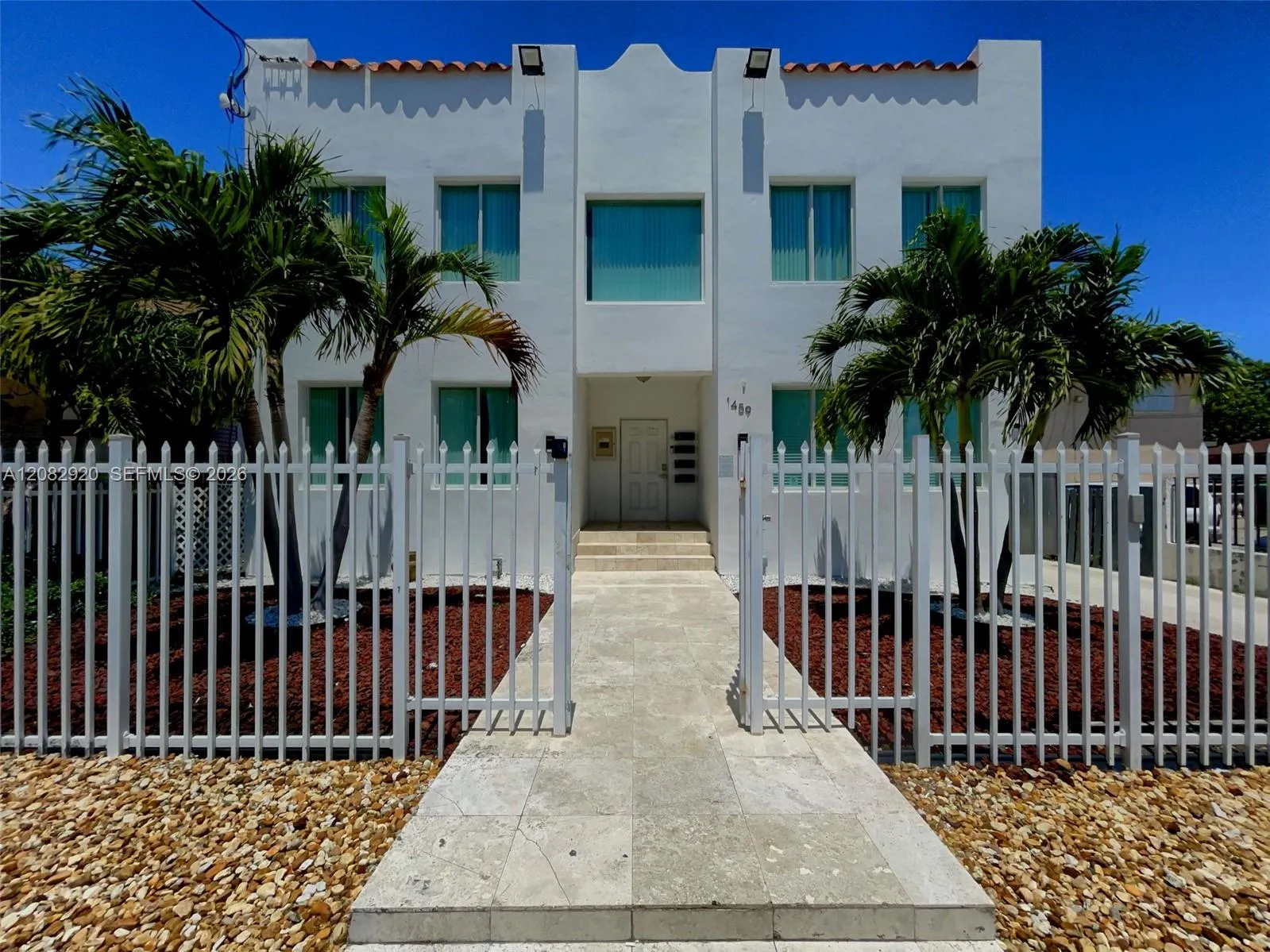 En Venta 1459 NW 2nd Street, Miami, FL 33125, Miami, FL 33125