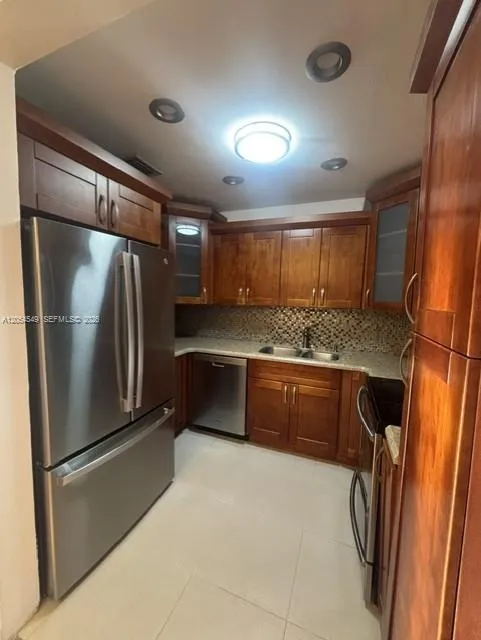 En Renta 14590 NW 10th Avenue, Miami, FL 33168, Miami, FL 33168