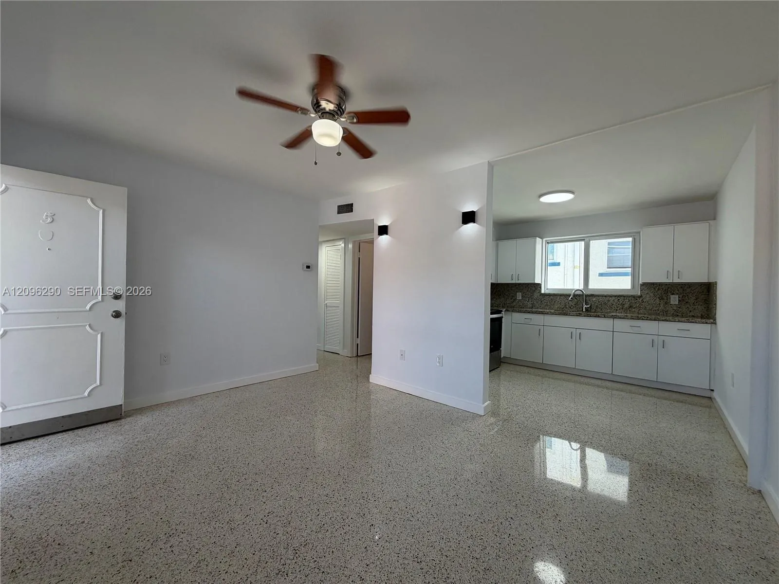 En Renta 1460 SW 4th Street 5, Miami, FL 33135, Miami, FL 33135
