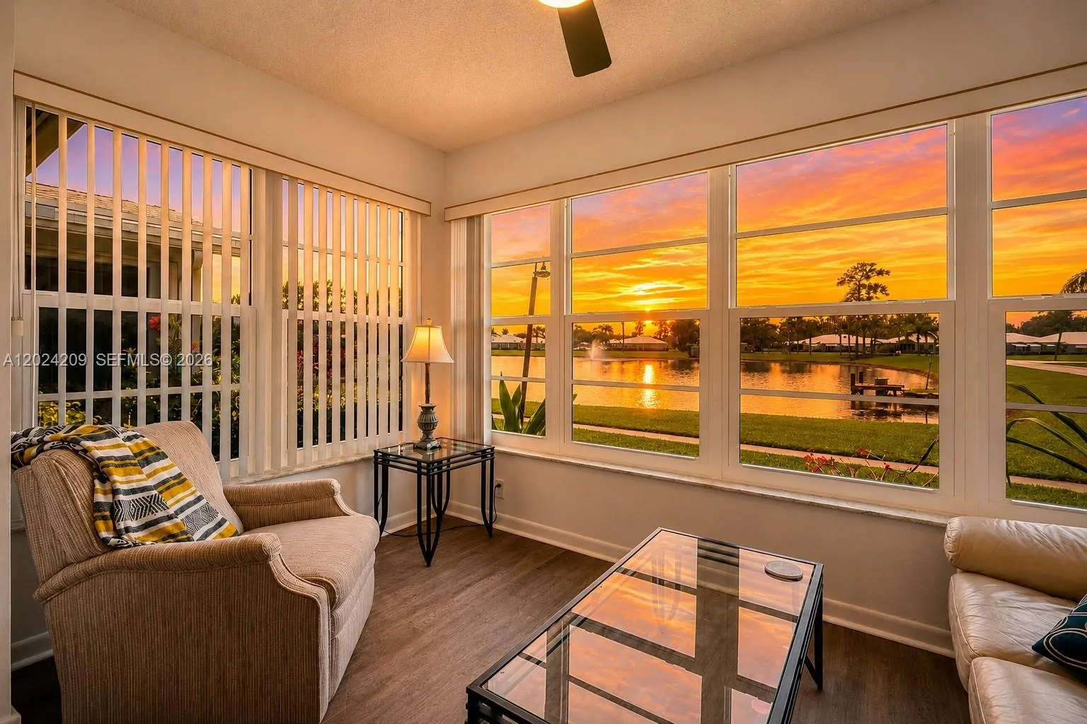 Foto de propiedad en 14604 Canalview Drive B, Delray Beach, FL 33484 Delray Beach con MLS# 