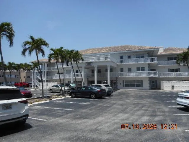 Foto de propiedad en 1461 S Ocean Boulevard 101, Lauderdale-By-The-Sea, FL 33062 Lauderdale-By-The-Sea con MLS# 
