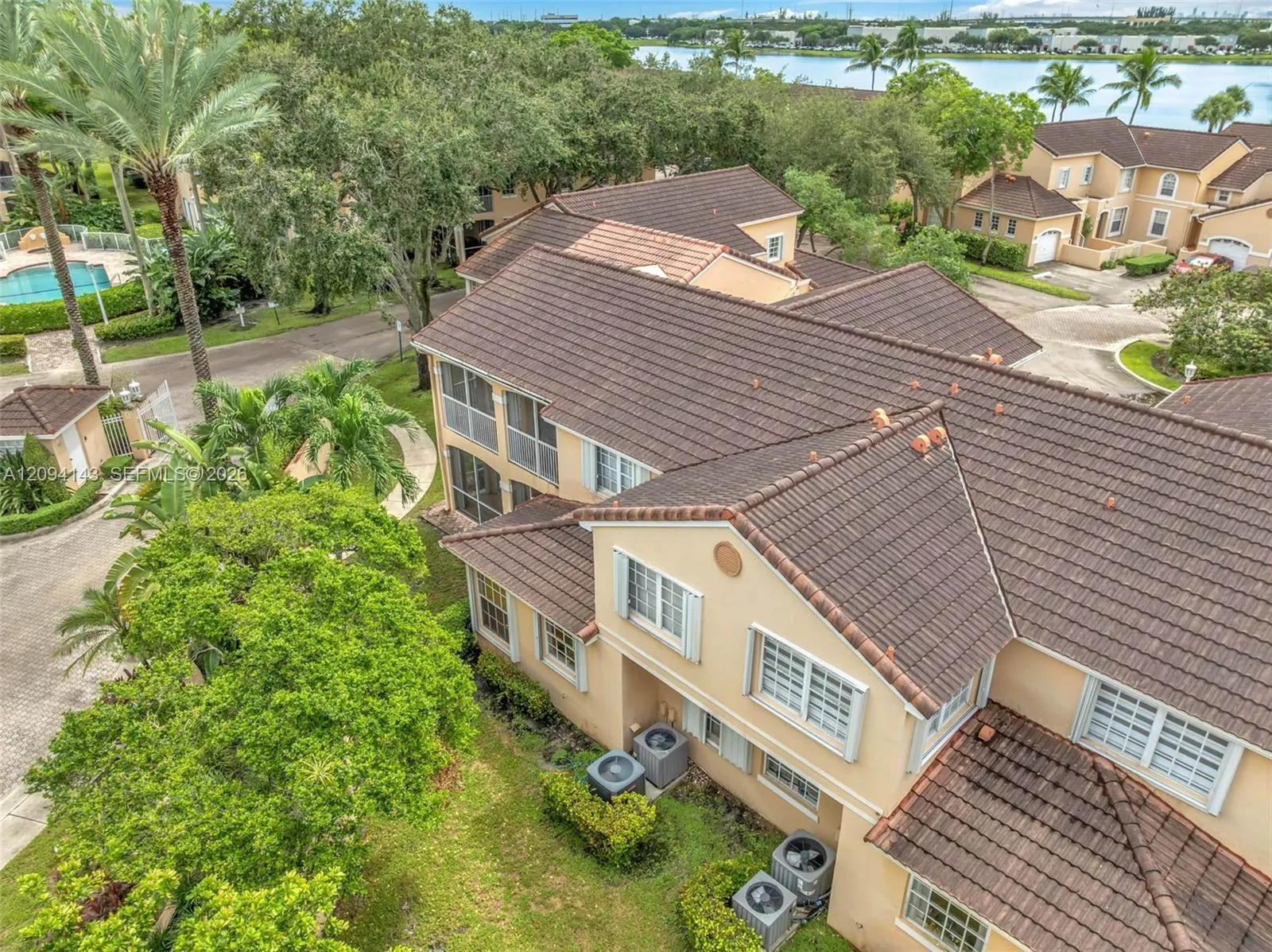En Venta 14611 Balgowan Road 103-1, Miami Lakes, FL 33016, Miami Lakes, FL 33016